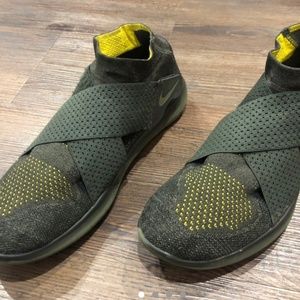 Nike Free  Run Motion Flyknit 2